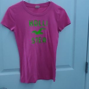 Hollister tee shirt